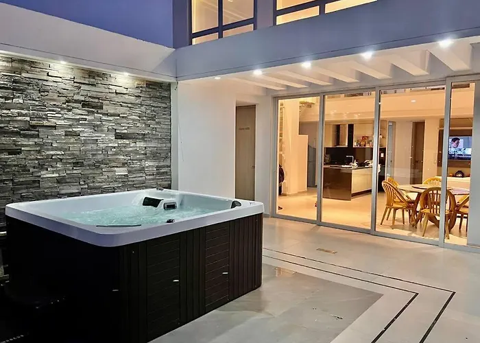 Apartamento Duplex Tipo Loft Jacuzzi Climatizado